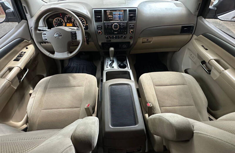 2011 Nissan Armada SL