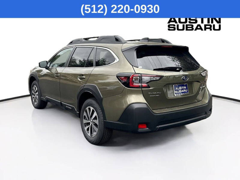 2025 Subaru Outback Premium