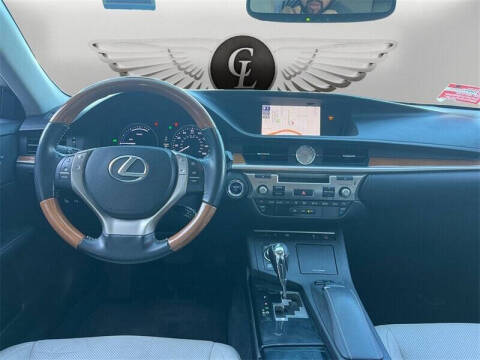 2013 Lexus ES 300h