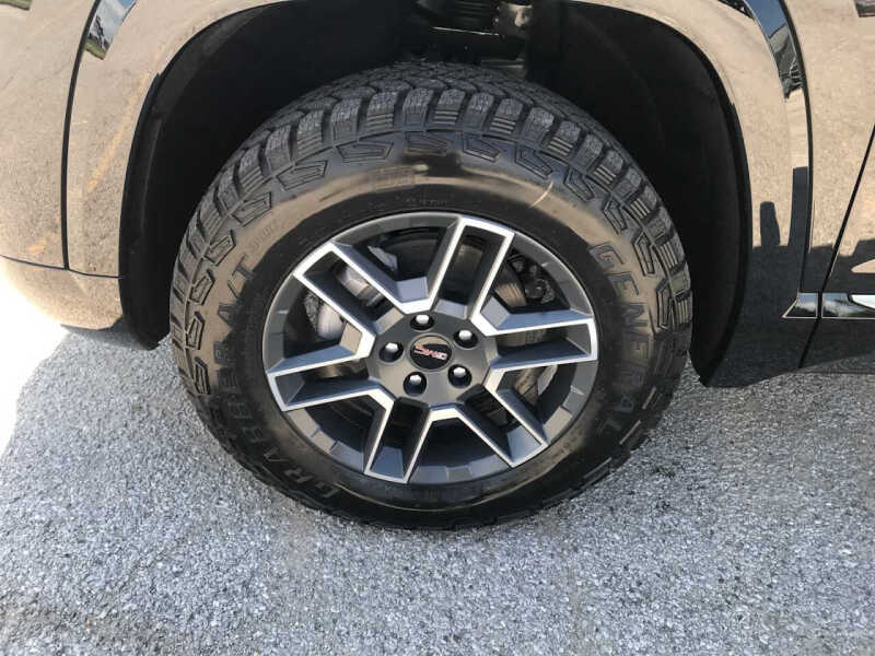 2027 GMC Terrain AT4