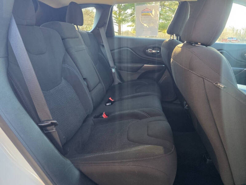 2019 Jeep Cherokee Latitude
