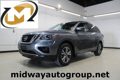 2018 Nissan Pathfinder for sale at Midway Auto Group in Addison TX
