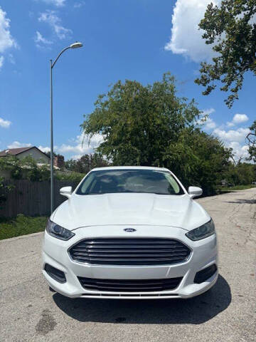 2015 Ford Fusion SE