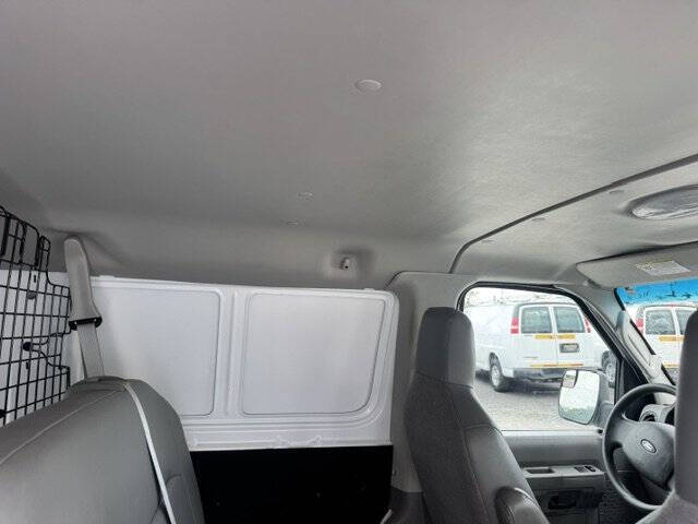 2011 Ford E-Series E-250