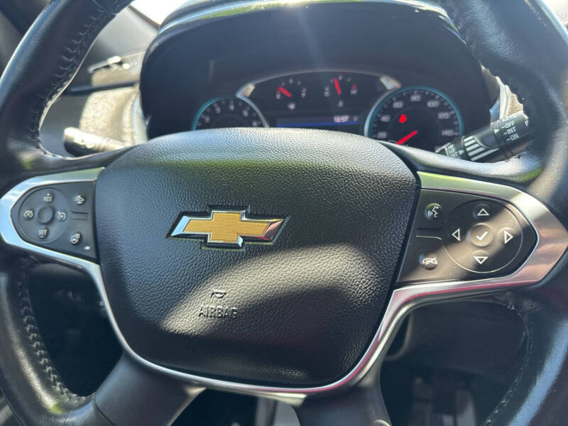 2022 Chevrolet Traverse LT Leather
