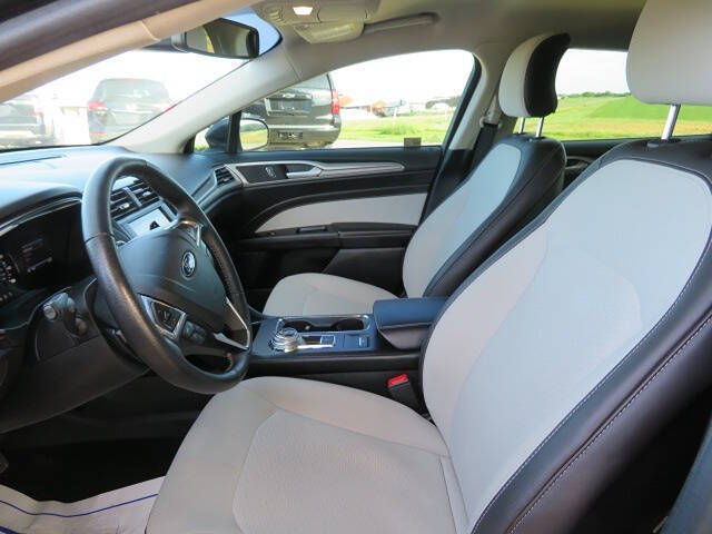 2019 Ford Fusion SE