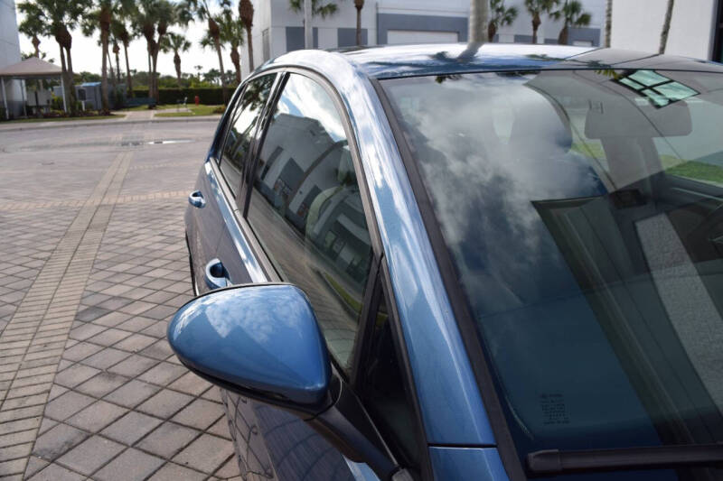 2015 Volkswagen Golf TDI SE