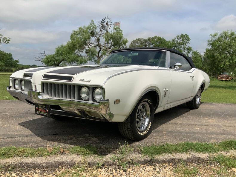 1969 Oldsmobile Cutlass
