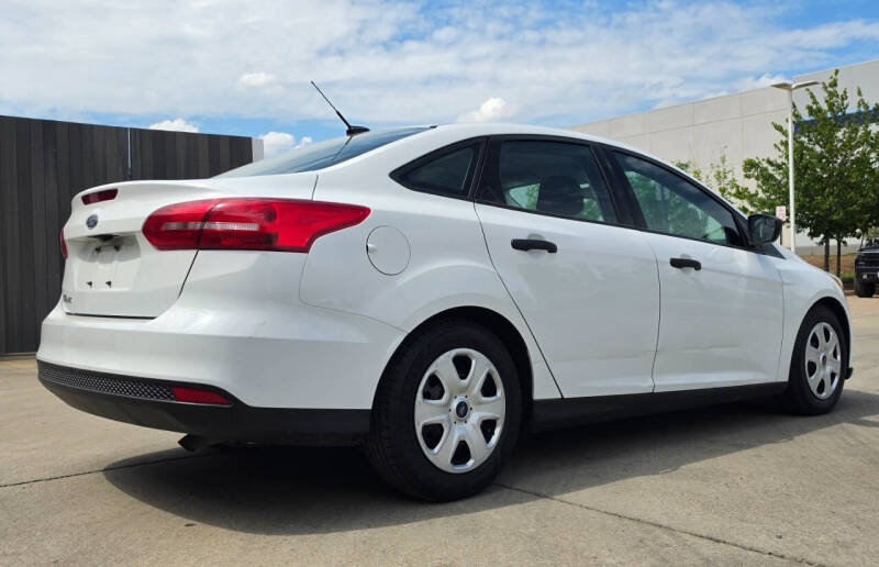 2016 Ford Focus S