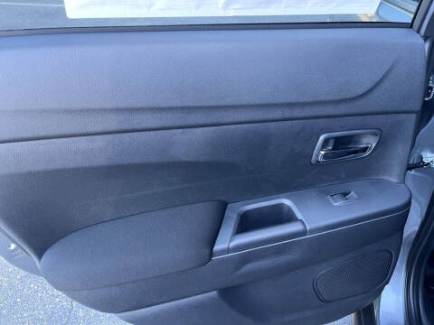 2026 Mitsubishi Outlander Sport LE