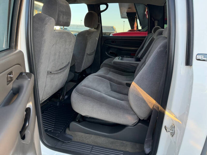 2004 GMC Sierra 2500HD SLE