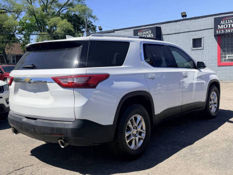 2018 Chevrolet Traverse LT Cloth