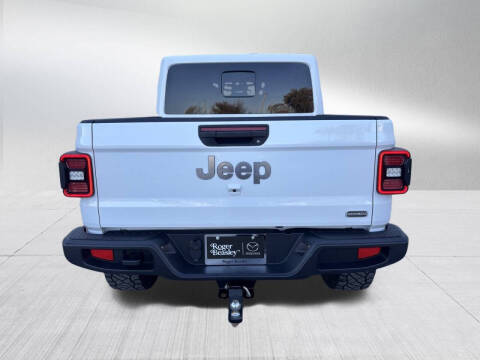 2022 Jeep Gladiator Overland