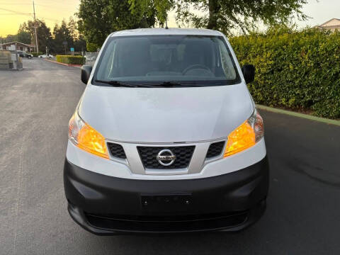 2019 Nissan NV200 S