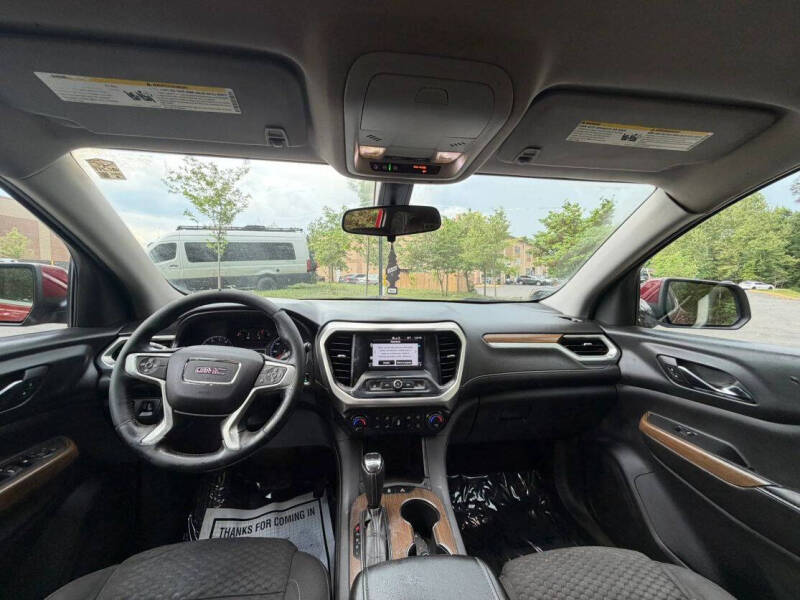 2017 GMC Acadia SLE-1
