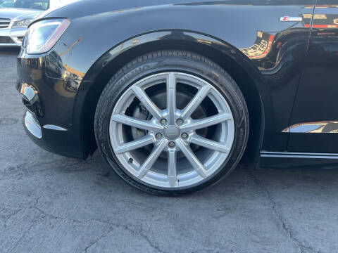 2015 Audi A3 2.0T quattro Prestige