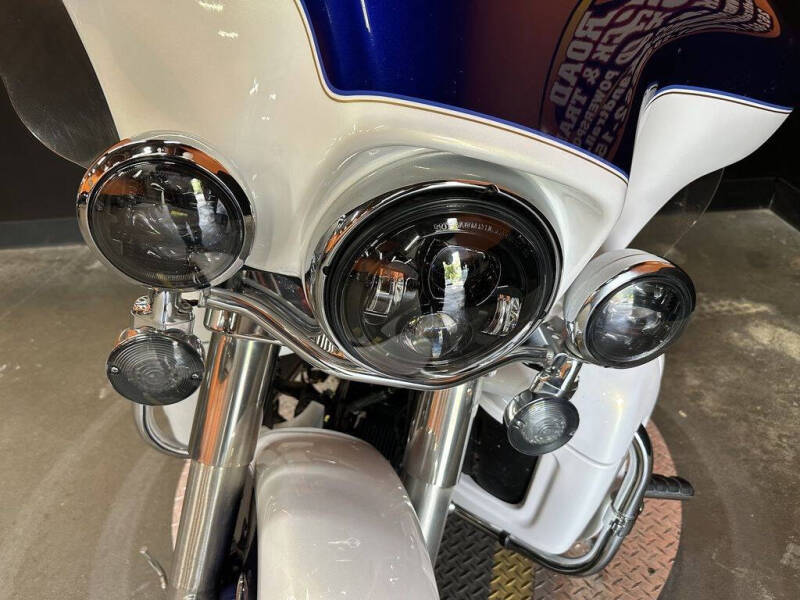 2007 Harley-Davidson® FLHTCU - Electra Glide® U