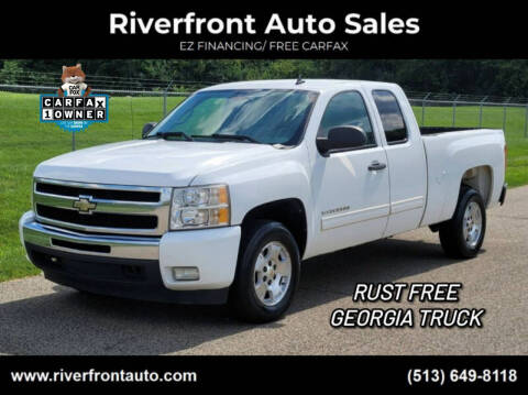 2011 Chevrolet Silverado 1500 for sale at Riverfront Auto Sales in Middletown OH