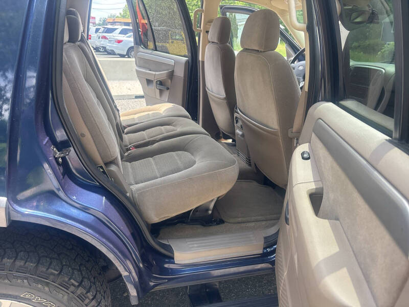 2003 Ford Explorer XLT