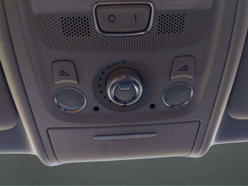 2010 Audi A4 2.0T quattro Premium