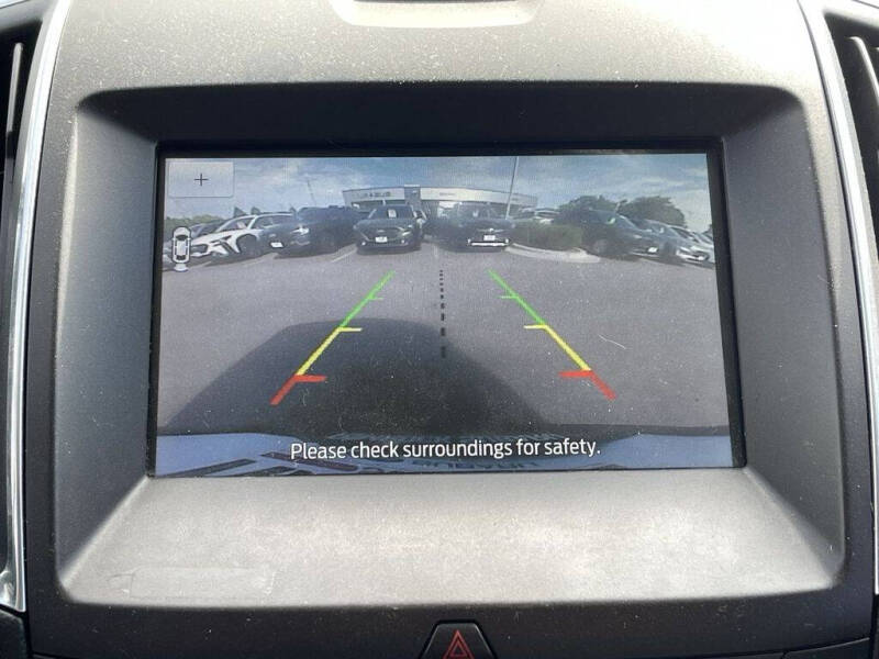 2020 Ford Edge Titanium