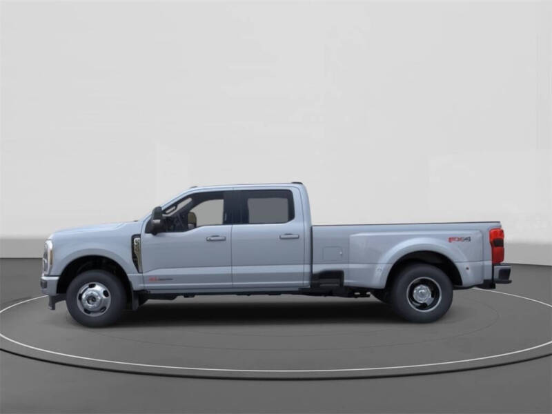 2025 Ford F-350 Super Duty Lariat