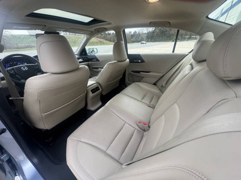 2017 Honda Accord Hybrid EX-L