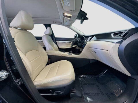 2021 Infiniti QX50 Essential