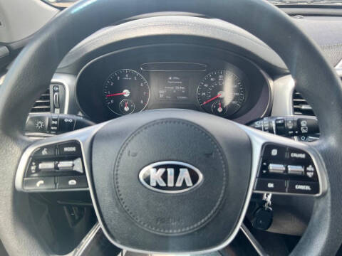2019 Kia Sorento LX