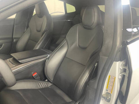 2023 Tesla Model S Standard Range