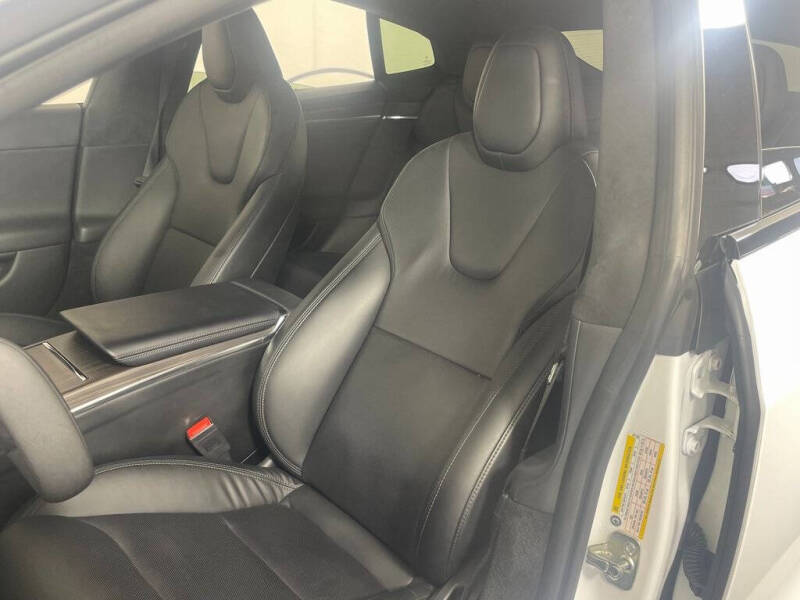 2023 Tesla Model S Standard Range