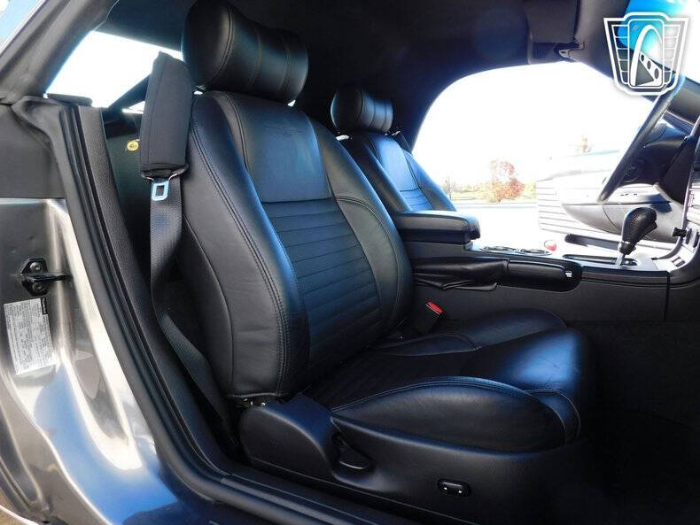 2003 Ford Thunderbird