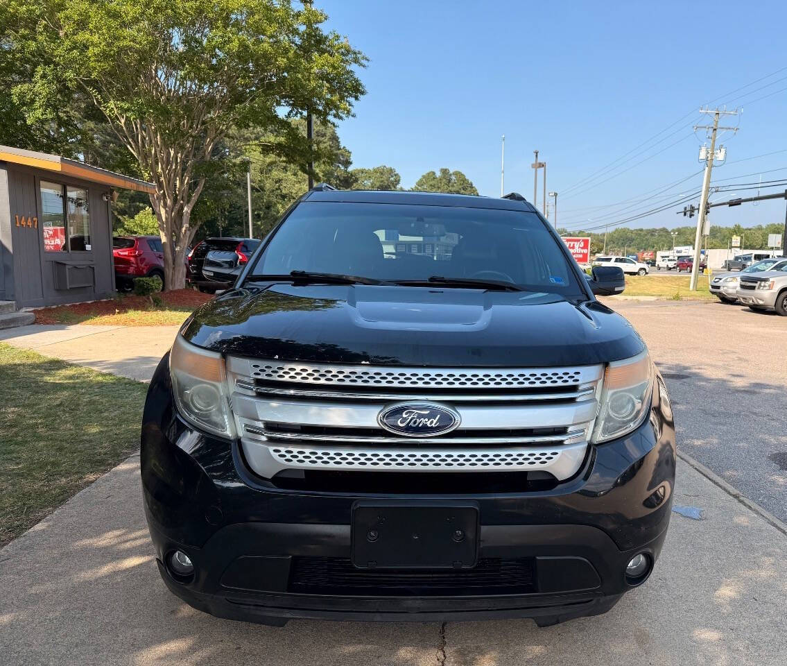 Black 2014 Ford Explorer XLT AWD XLT 4dr SUV 2