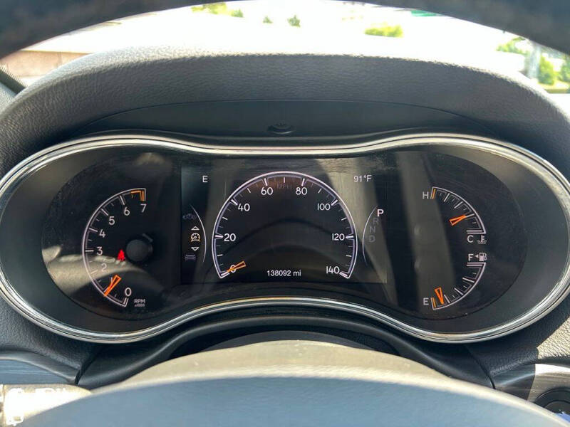 2019 Jeep Grand Cherokee Laredo E