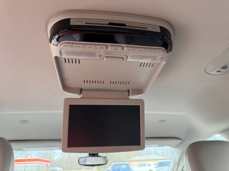 2017 Chrysler Pacifica Hybrid Premium
