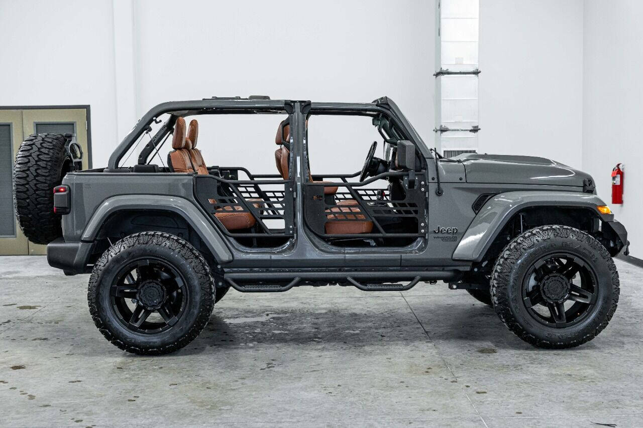 2020 JEEP Wrangler SUV / Crossover - $47,999