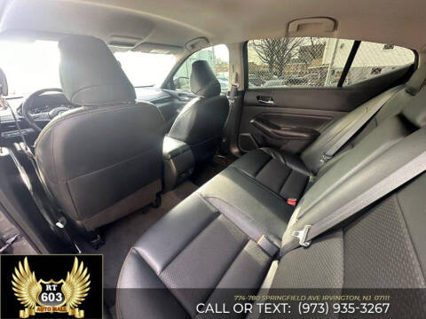 2022 Nissan Altima 2.5 SR