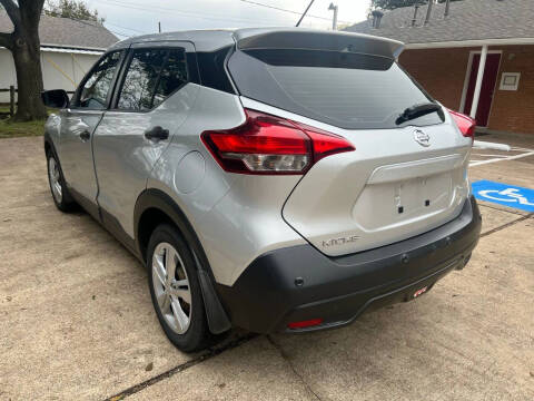 2020 Nissan Kicks S