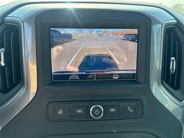 2025 GMC Sierra 2500HD Pro