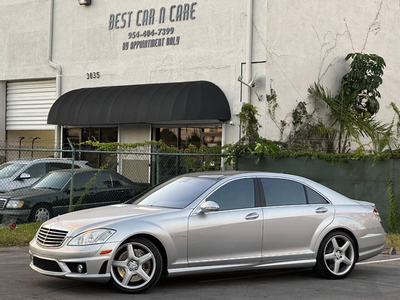 2007 Mercedes-Benz S-Class Sedan - $27,900