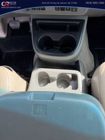 2017 Nissan NV