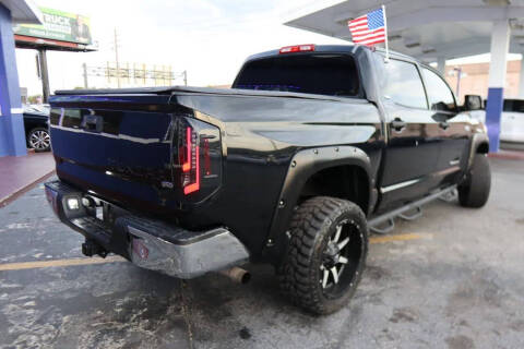 2015 Toyota Tundra SR5