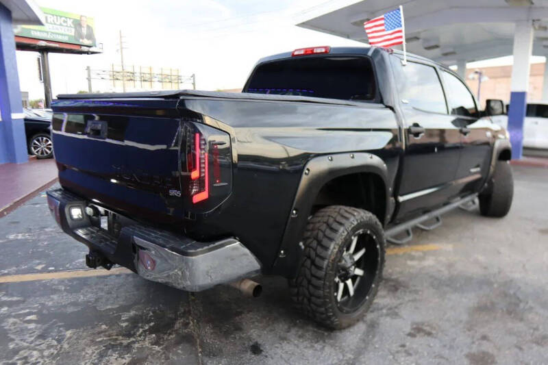 2015 Toyota Tundra SR5