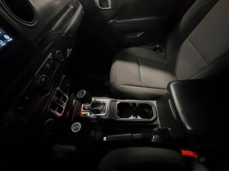 2022 Jeep Gladiator Willys