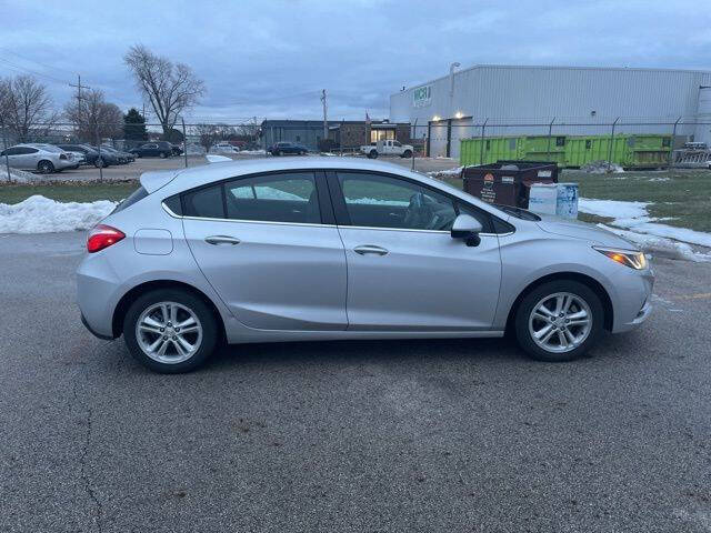 2017 Chevrolet Cruze LT Auto