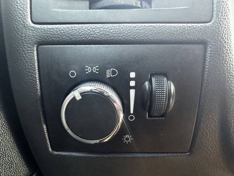 2012 Dodge Challenger SXT