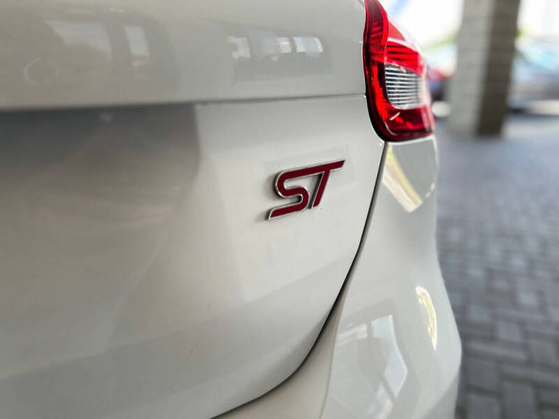 2017 Ford Focus ST