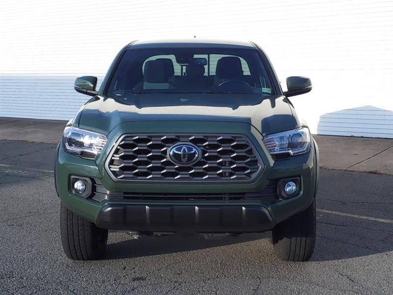 2022 Toyota Tacoma TRD Off Road photo 12