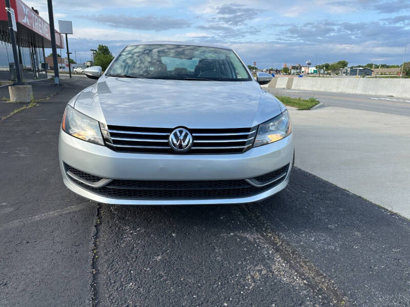 2012 Volkswagen Passat SEL