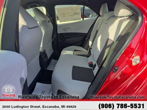 2025 Toyota Corolla Hatchback SE